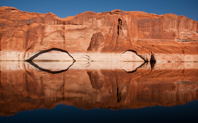 Ranger Tug, Kismet, cruising Davis Gulch, Lake Powell