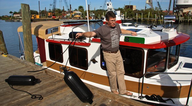 Kismet Fueling up in Tarpon Springs