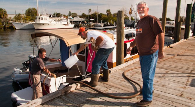 Captain Greg and Monster help Kismet Fuel up in Tarpon Springs