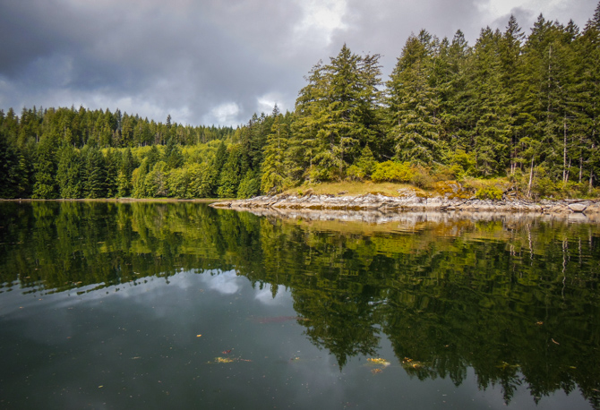 Transiting Hole in the Wall Rapids – Octopus Islands Marine Park