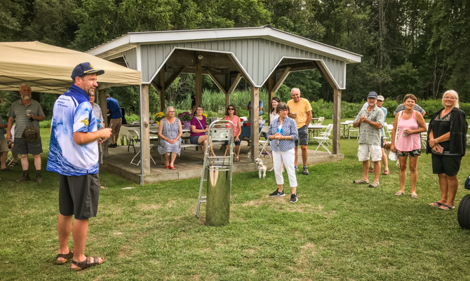 Lefroy Harbour Resorts Rendezvous BBQ & Seafood Boil Feast!