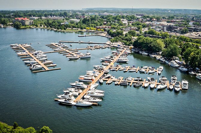 Orillia Ontario s Sunshine City Kismet Arriving For The Rendezvous