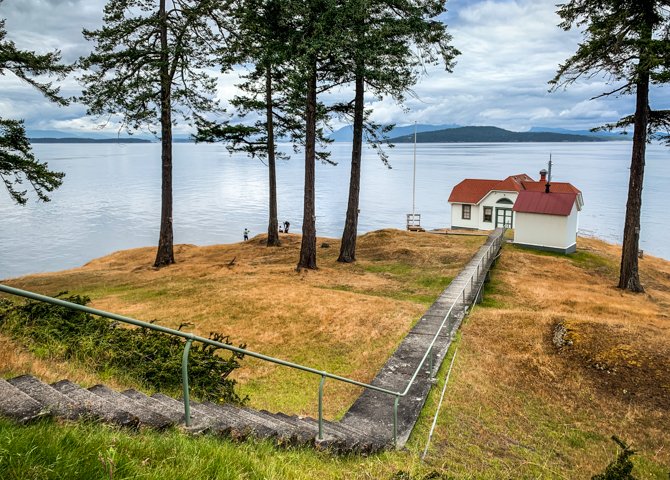 Turn Point Light Station