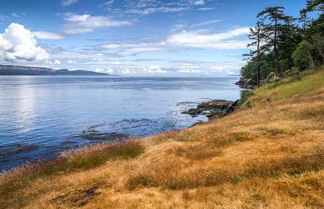 Turn Point Light Station