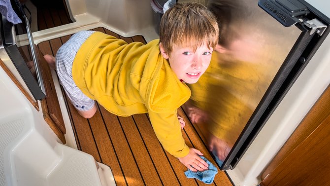 Grandkids Cruise–Big Chute