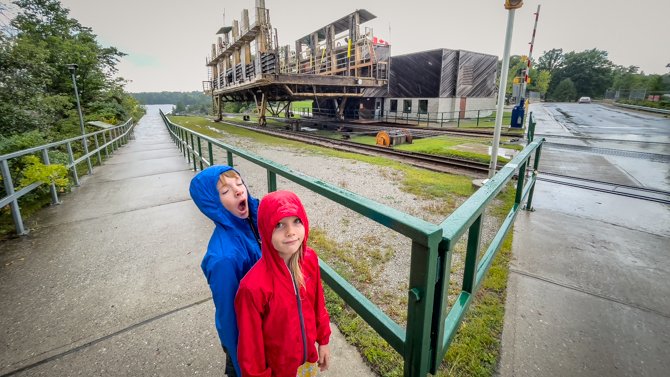Grandkids Cruise-Big Chute