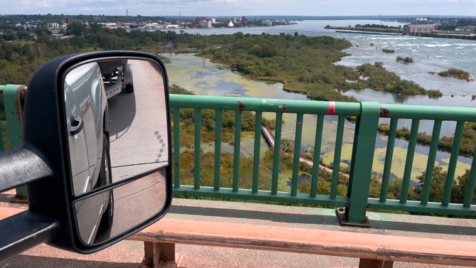 Grandkids Cruise-Trent Severn Waterway